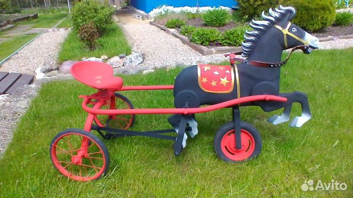 Педальный конь СССР
