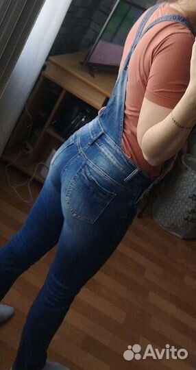 Джинсовый комбинезон