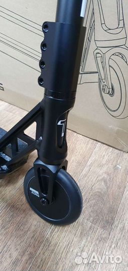 Трюковой самокат tech team zorg