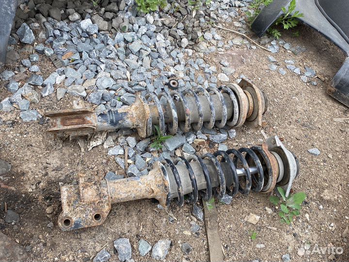 Передние стойки hafei brio