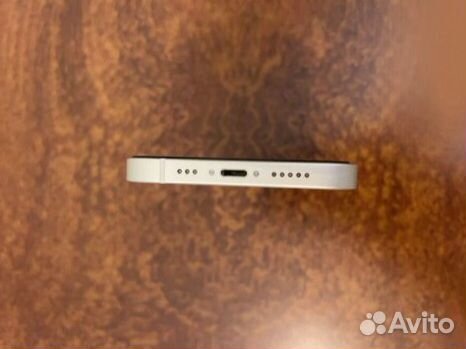 iPhone 12, 64 ГБ