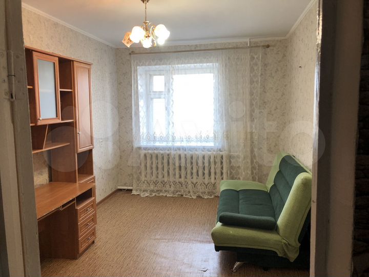 2-к. квартира, 50 м², 1/3 эт.