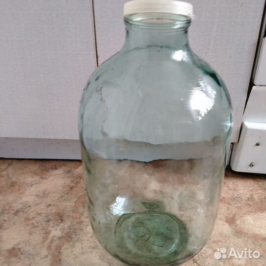 Банка 10-12 литров