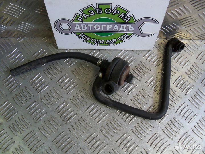 Клапан вакуумный Audi 100 C4 2.3 AAR