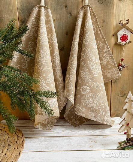 Комплект полотенец в подарок