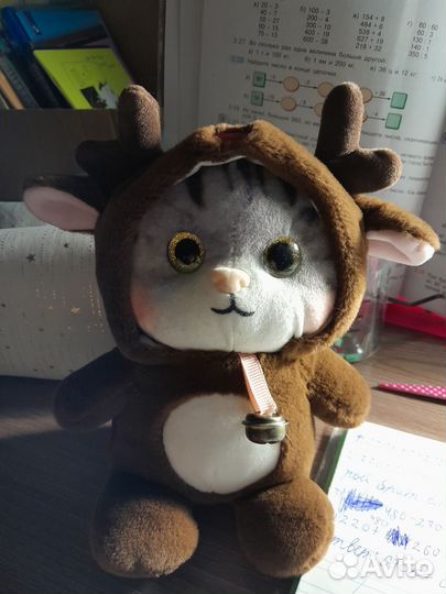 Плюшевый кот