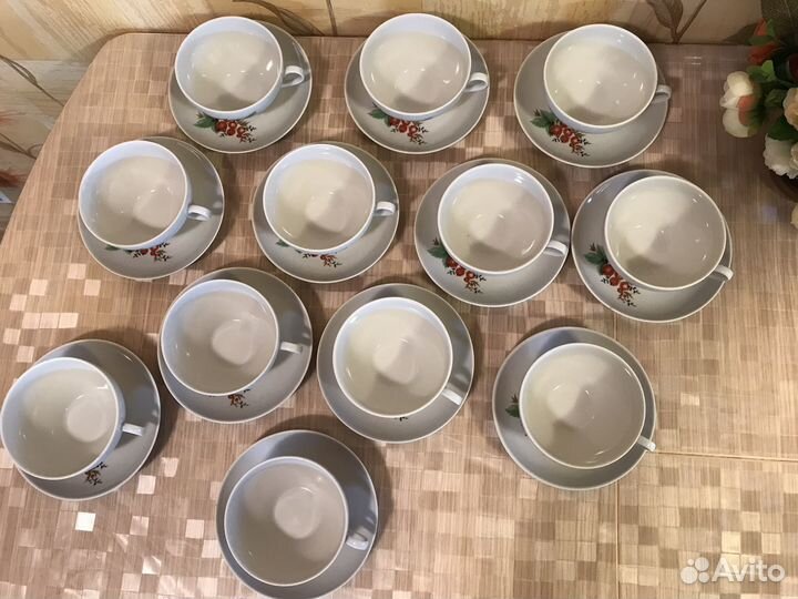 Сервиз чайный СССР «Крыжовник» Дулево на 12 персон