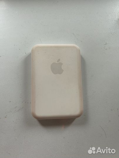 Мобильные аксессуары