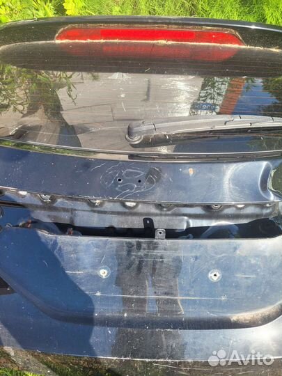 Задний крышка багажника