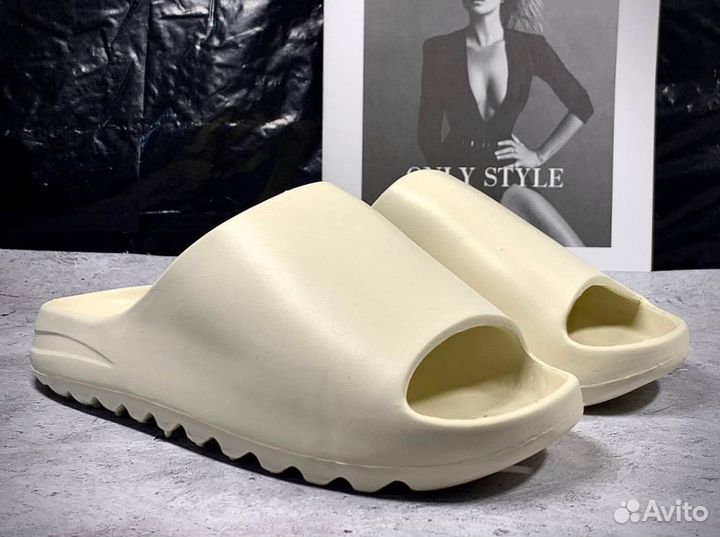 Сланцы adidas yeezy slide