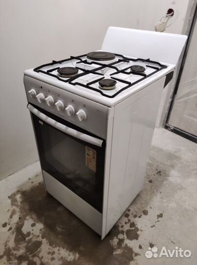 Продам газовую плиту