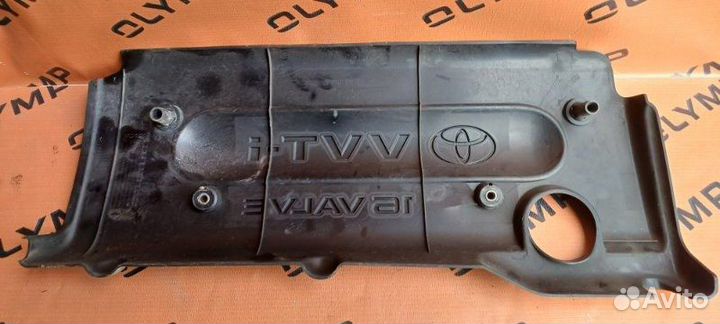 Крышка двс декоративная Toyota Ipsum ACM26 2AZ-FE