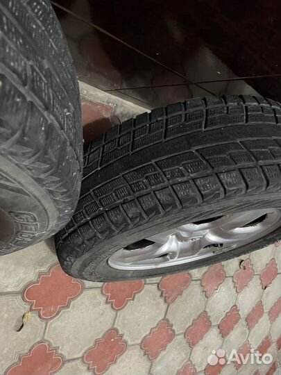 Yokohama Ice Guard Stud IG55 22/10