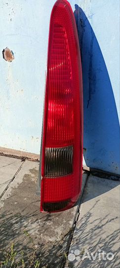 Фонарь задний правый fusion ford