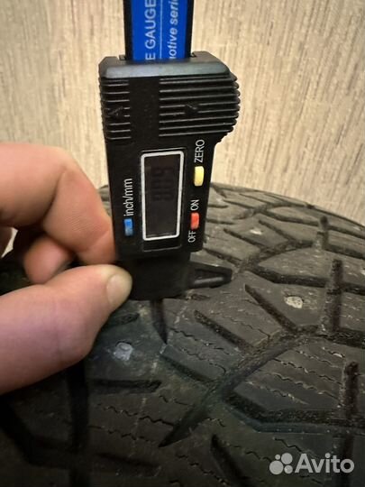 Bridgestone Blizzak Spike-02 SUV 225/55 R18 98T