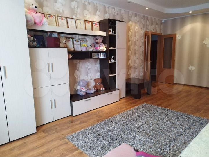 2-к. квартира, 75,1 м², 1/3 эт.