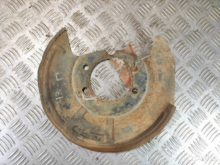 Пыльник тормозного диска Nissan Teana j32