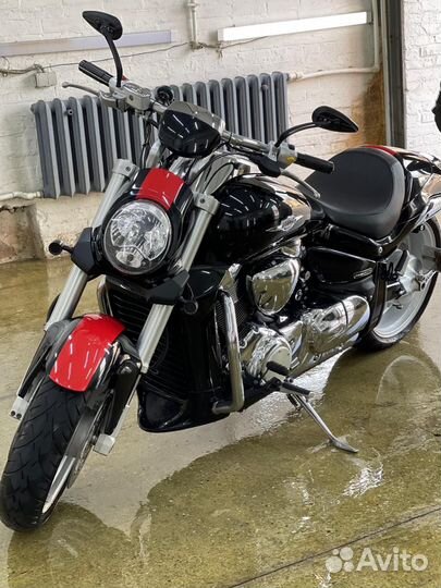 Suzuki Boulevard M109R