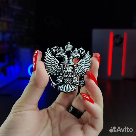 Металлический герб наклейка на чехол