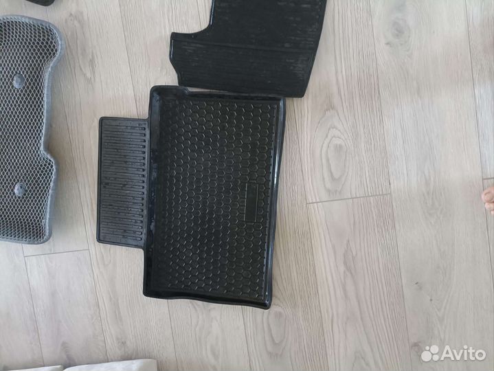 Автомобильные коврики