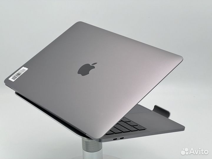 Apple MacBook Pro 13 2020 i7/16/1Tb