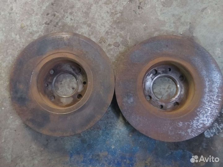 Тормозной диск на ниссан ноте Е11