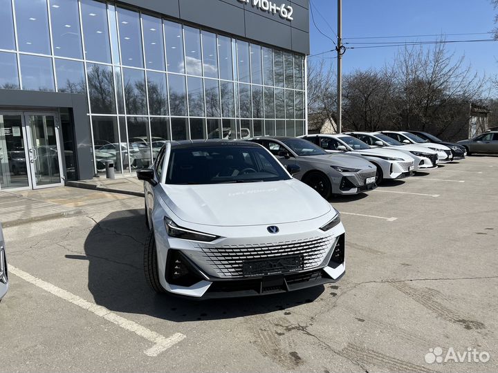 Changan UNI-V 1.5 AMT, 2024