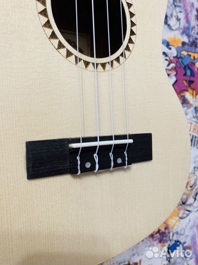 Тенор укулеле + чехол