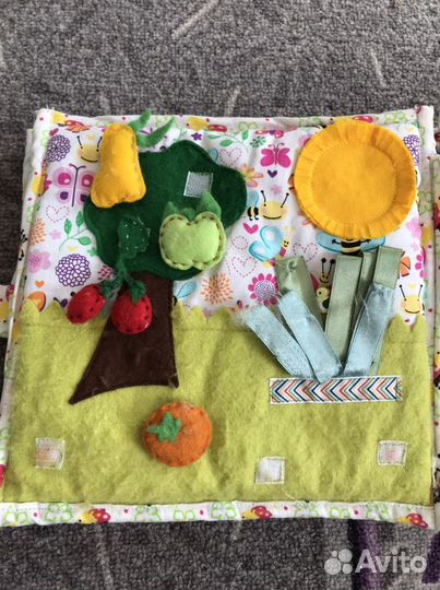 Детская книга-развивашка ручная работа