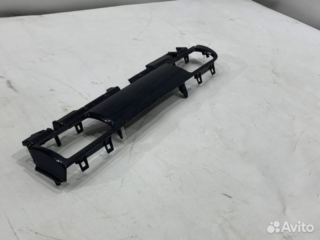 Накладка торпедо правая Mitsubishi Outlander 3