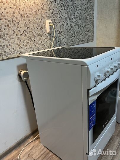 Плита электрическая De luxe 506004 (50 см) бу