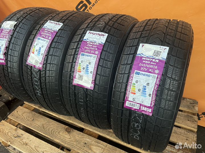 Tourador Winter Pro TSU1 245/40 R18 98W