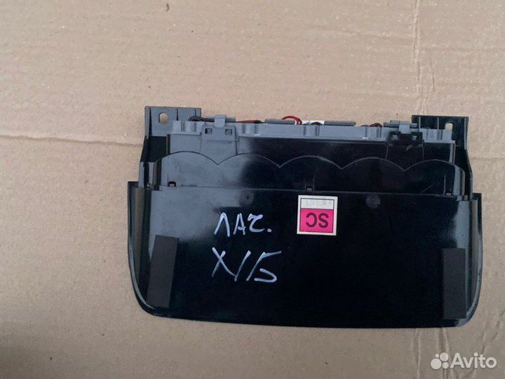 Фонарь стоп сигнала крышки багажника задний