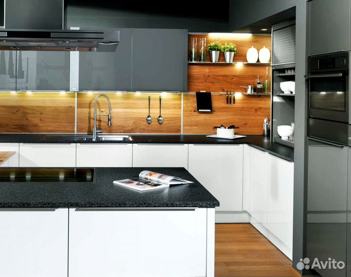 Кухонный гарнитур с бесплатным монтажом