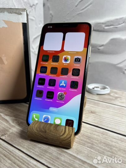 iPhone 11 Pro Max, 64 ГБ