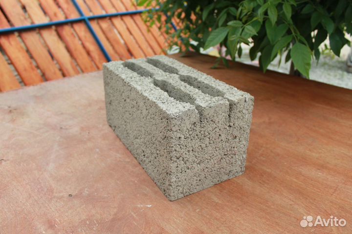 Керамзитобетонные блоки 4-пустотные