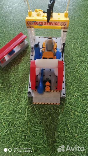 Игрушка робот трансформер