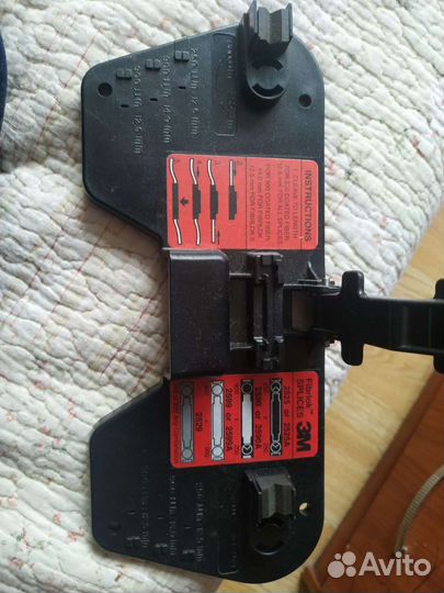 Монтажный столик для оптики