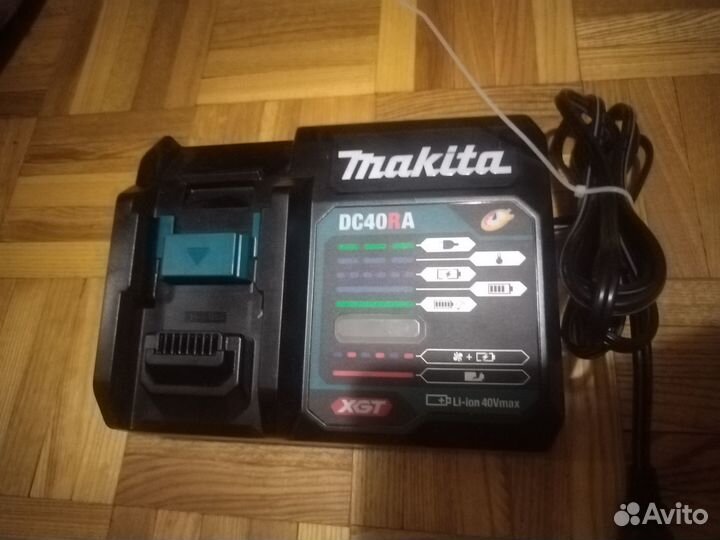 Аккумуляторная ушм Болгарка Makita XGT ga035