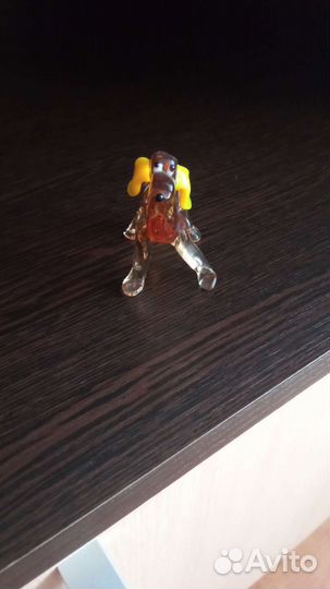 Собака стеклянная