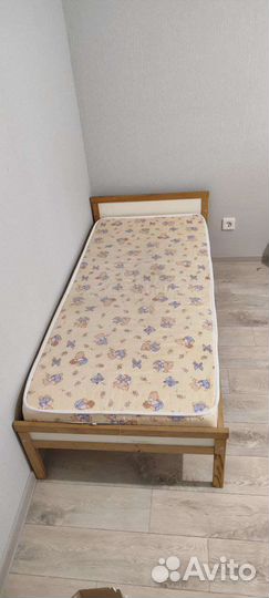 Детская кровать IKEA с матрасом