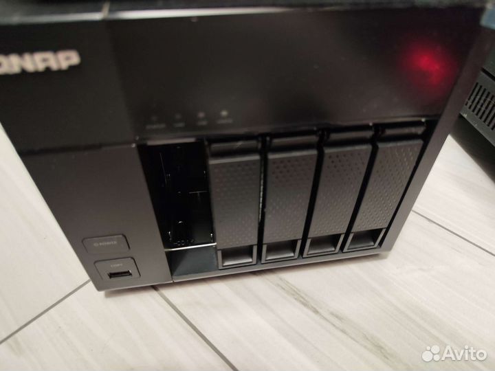 Qnap TS-569L 15tb