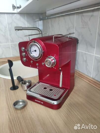 Кофеварка Polaris pcm 1531e retro