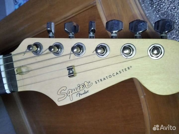Электрогитара fender squier mm stratocaster
