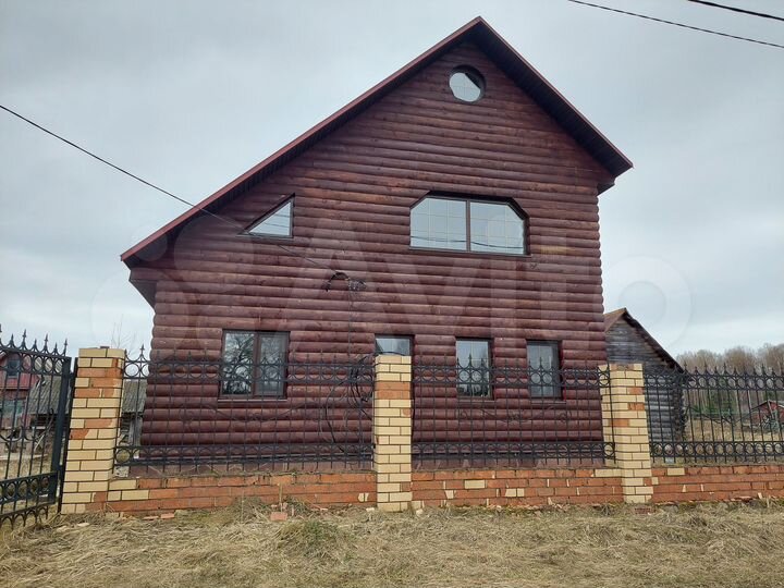 Дом 215,3 м² на участке 24,5 сот.