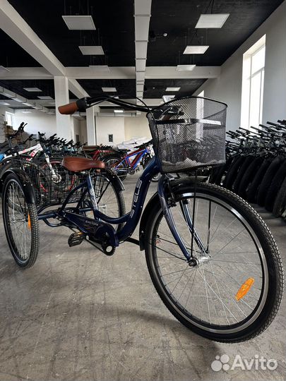 Трехколесный велосипед stels