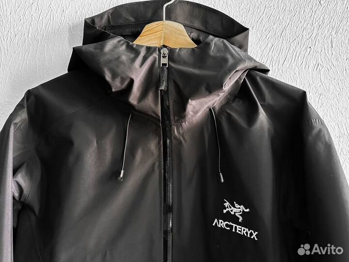 Куртка ветровка arcteryx