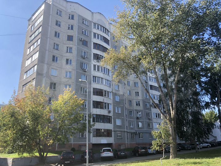 3-к. квартира, 94 м², 9/10 эт.