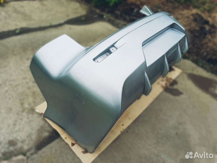 Задний/передний бампер на Mitsubishi lancer 10