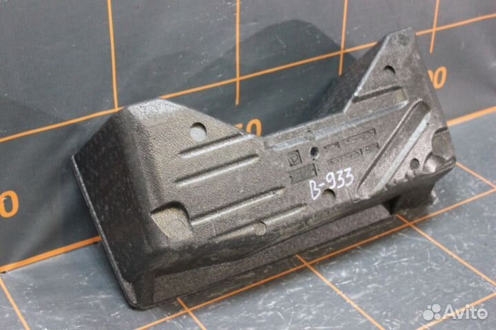 Skoda Rapid - Контейнер багажника